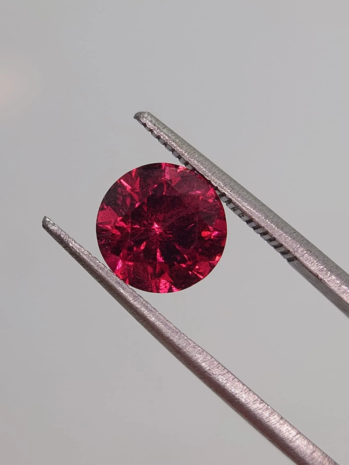 2.73ct Natural Malaya Garnet Round Cut From Tanzania — view 4